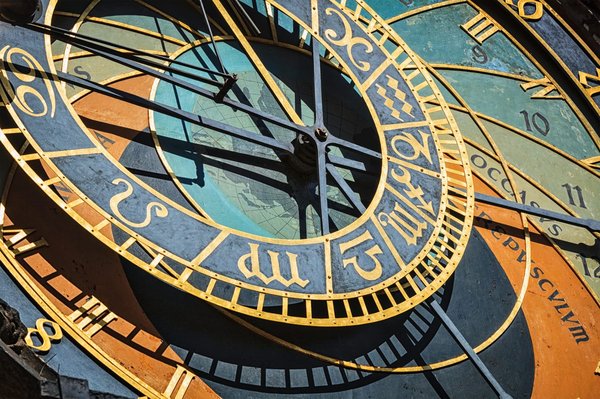 Est-ce possible de suivre une croisière qui offre un programme d'initiation à l'astronomie en mer des Caraïbes?